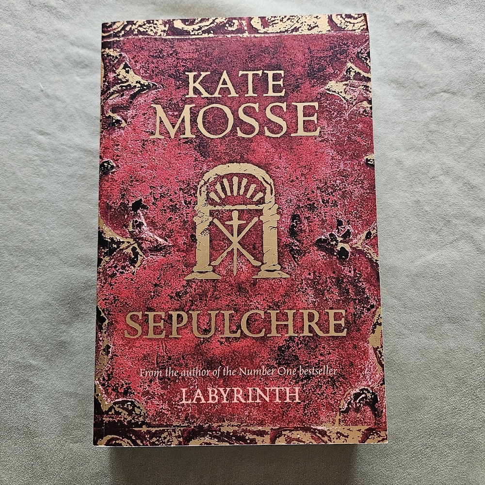 Sepulchre by Kate Mosse‎ - Large Paperback